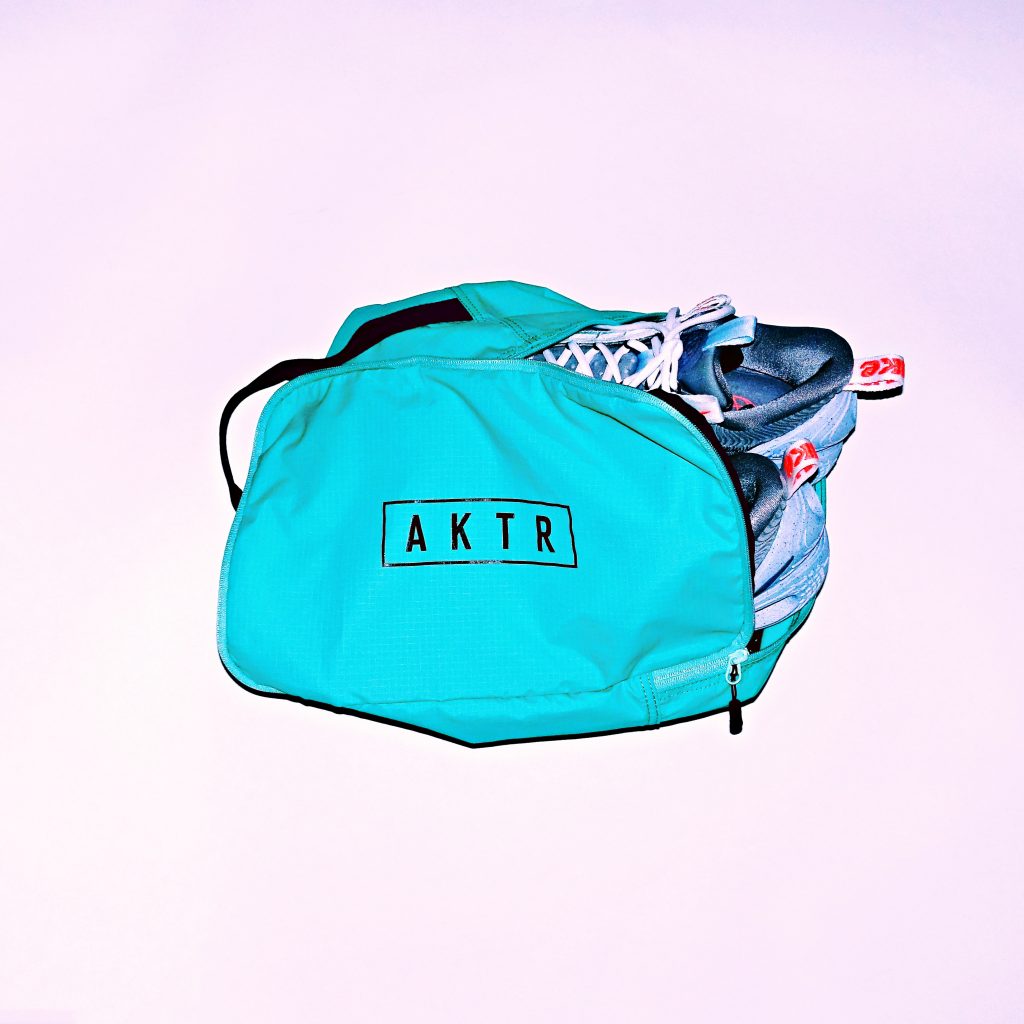 AKTR SQUARE BAG | 注目商品 | AKTR – 日本発のバスケットボール 